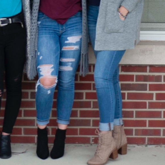 Ripped jeans from American eagle - Picture 4 of 4